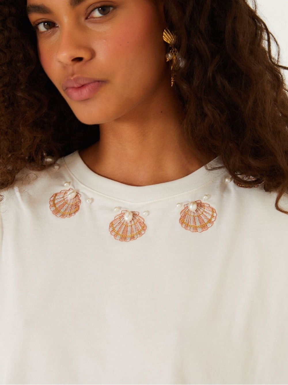 Farm Rio Off White Seashell Embroidery Padded Shoulder Top Small